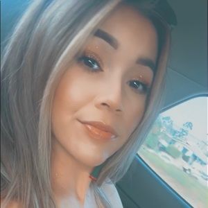 Meet your Posher, Diana